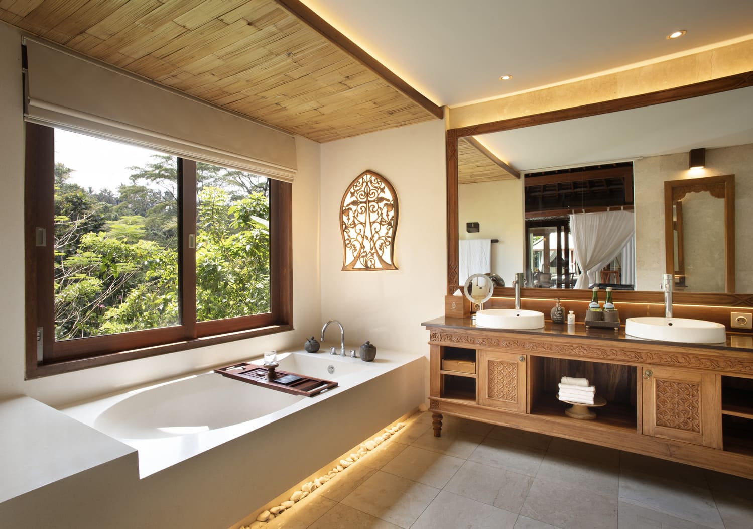 Kayon Royal Pool Villas